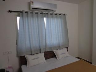 Oyo 36211 Hotel Padma Palace Ujjain Extérieur photo